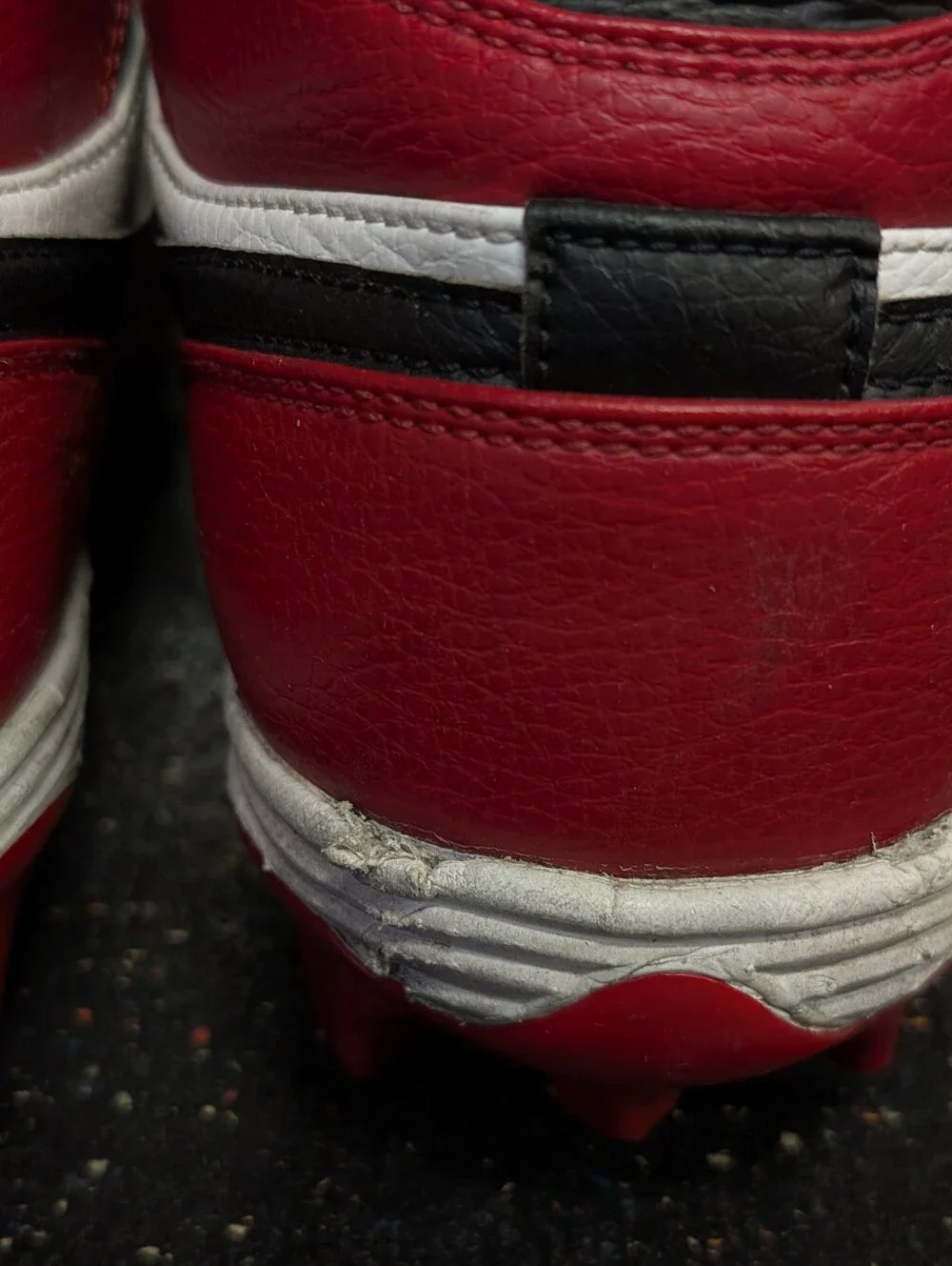 Nike Jordan 1 Football Cleats Mid TD Chicago Red Black White FJ6805-106 Mens